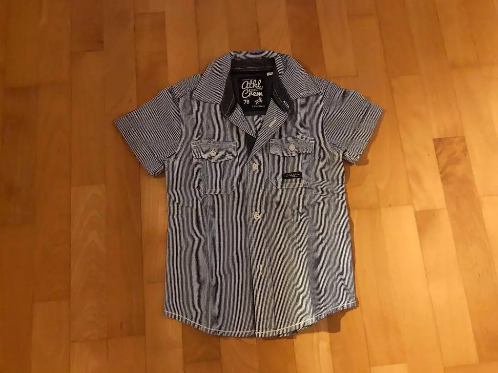 Kurzarm-Hemd Gr. 110 - neuwertig