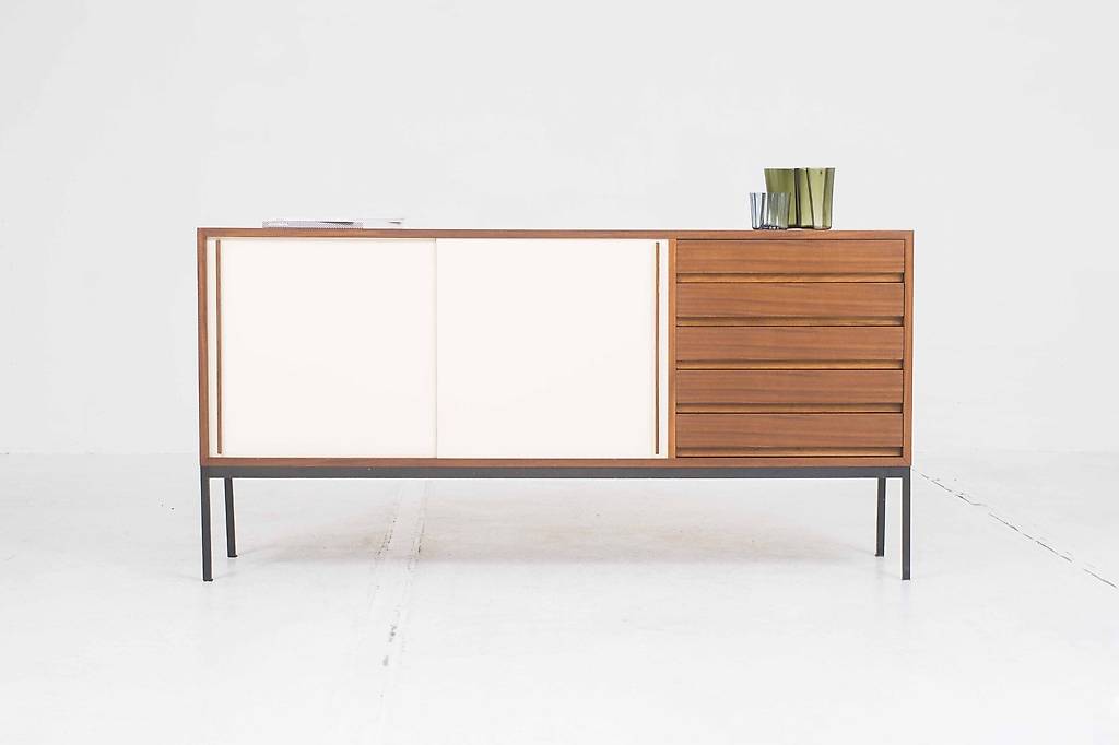 Victoria Möbel Mid-Century Sideboard