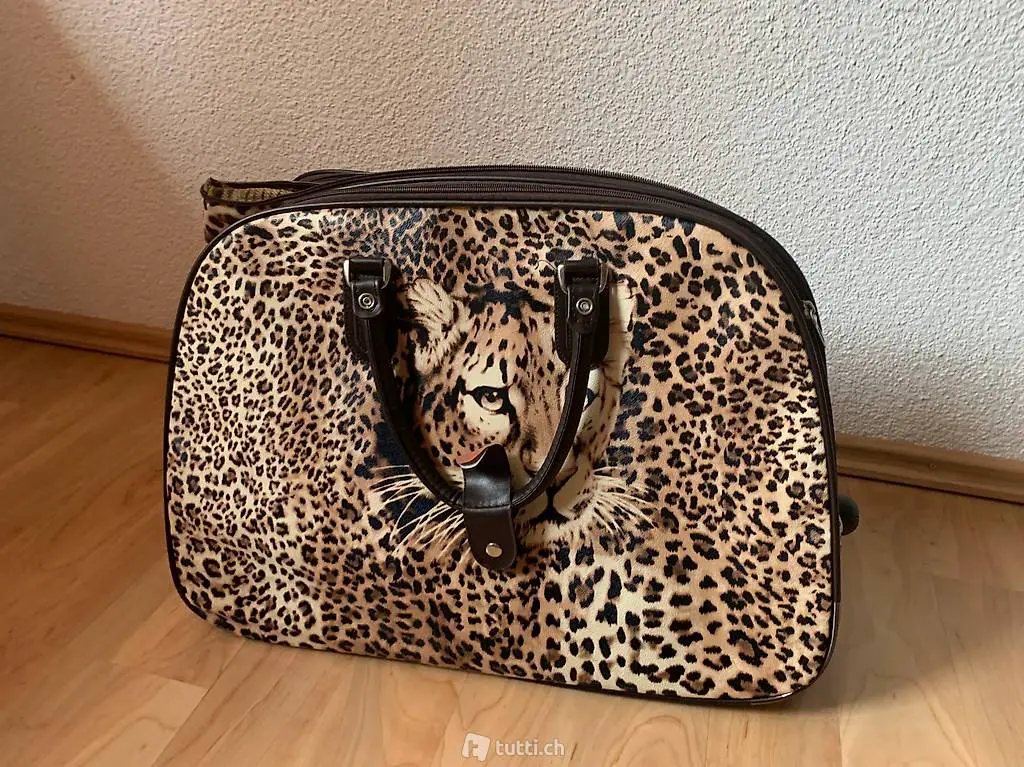 Reisetasche mit Leoparden-Muster