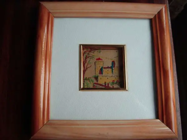 Carré sur feuille d"or