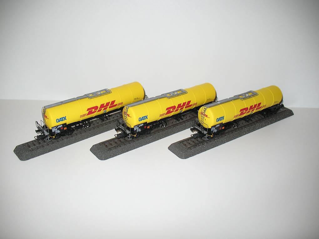 Neues Kesselwagenset "GATX / DHL" in H0 = / Roco 76029