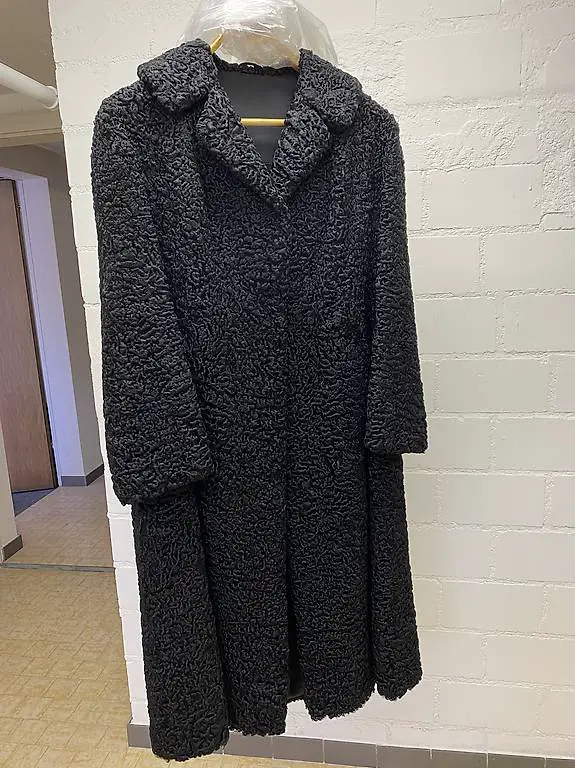 Pelzmantel Gr.: M