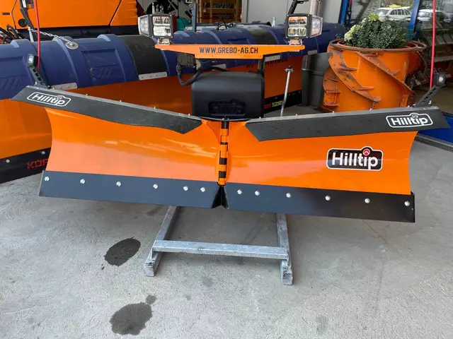 HILLTIP, Snow Striker 2400-VP, Winterdienst