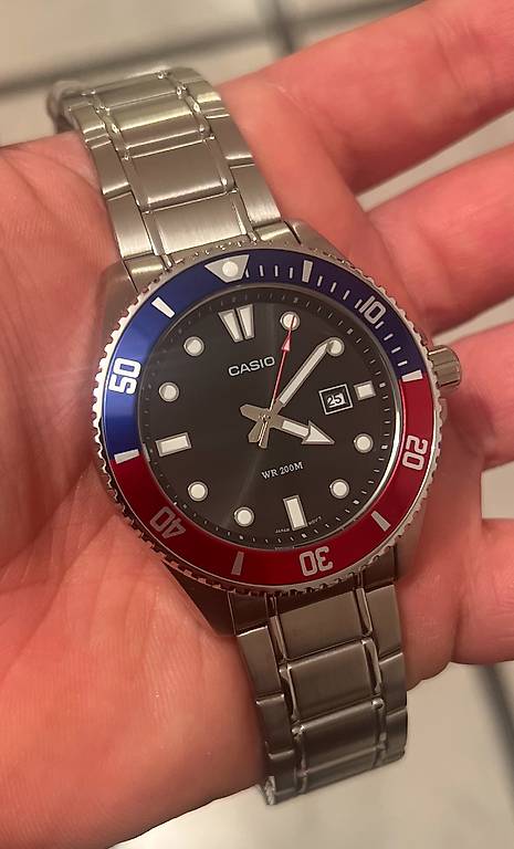 Casio Armbanduhren MDV-107D-1A3VDF