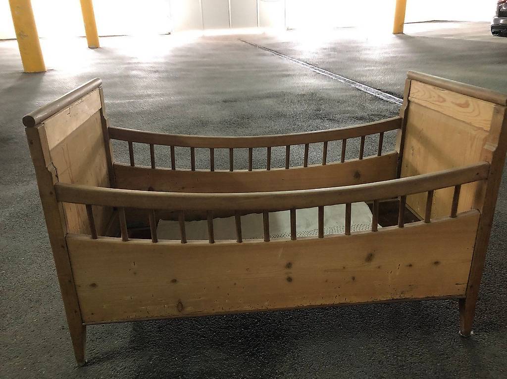 Kinderbett Vintage / Antik