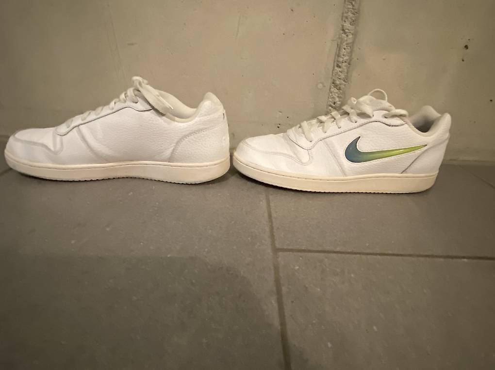 Nike Air Max Court Grösse 42.5