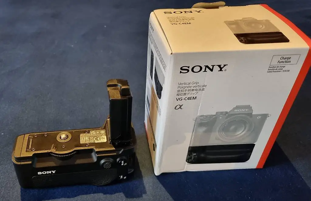 Sony VG-C4EM Batteriegriff zu Sony Kamera A7R5