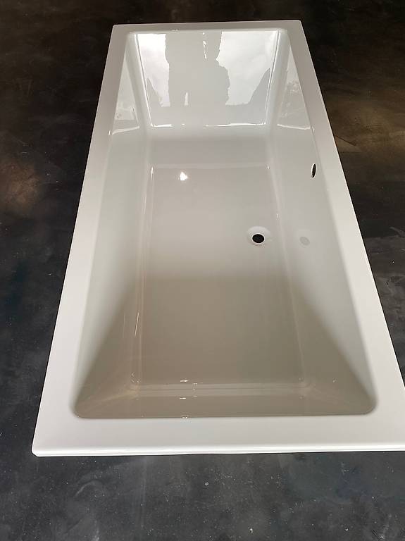 Badewanne 180 x 80cm