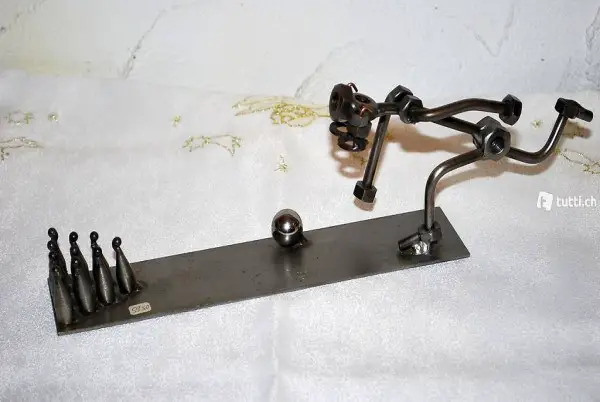 Bowlingfigur Eisen handgefertigt