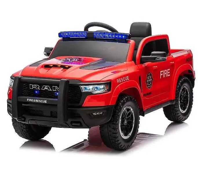 Kinderfahrzeug? Elektro Auto? Feuerwehr Dodge RAM? 4 Motore