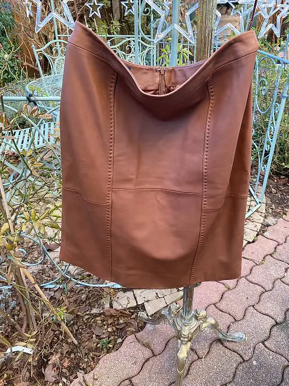Lederrock in rehbraun von Brooks Brothers Gr 12 oder 40