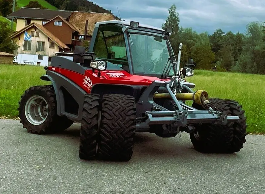 Aebi TT270 SwissAlpin mit T-Traktion