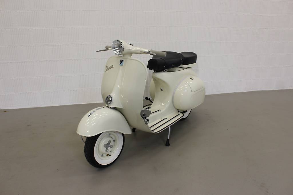 Piaggio Vespa VNA 125 1958