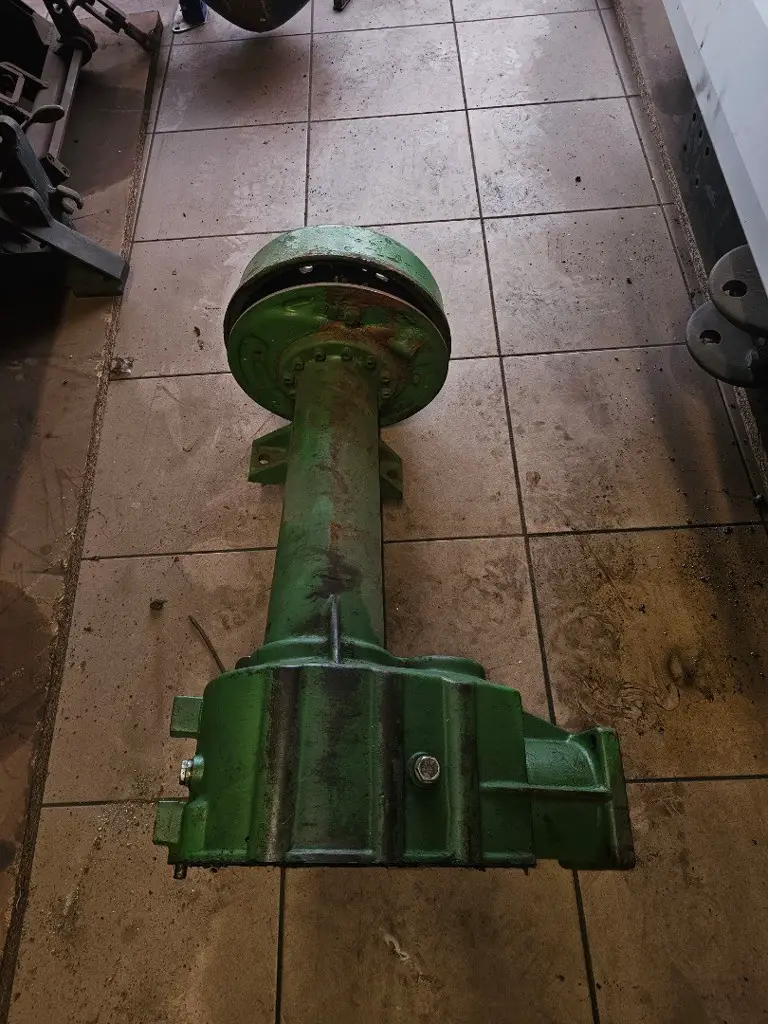 SCHILTER Hinterachse zu Schilter 1300 ohne Diff. Occ.