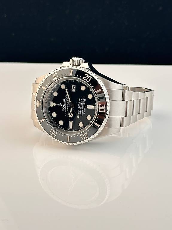 Rolex Sea-Dweller Deepsea 116660