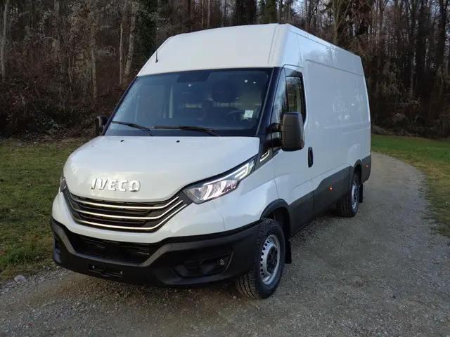 IVECO, 35S18HA8V, Kastenwagen (Transporter)