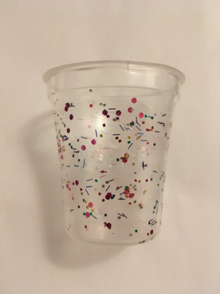 Deko Becher mit farbglitzer