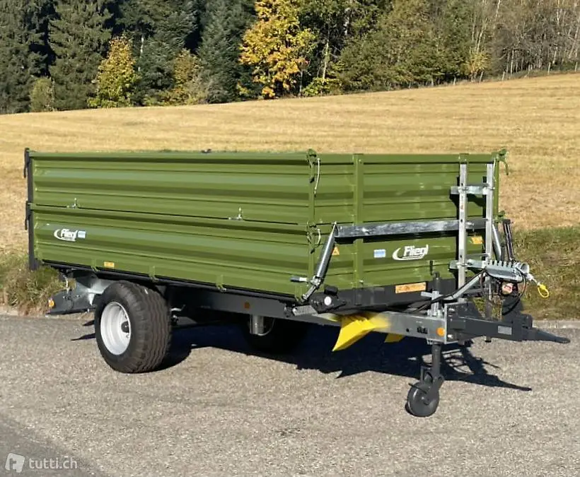  Dreiseitenkipper Fliegl EDK 6"000 kg mit Auflaufbremse