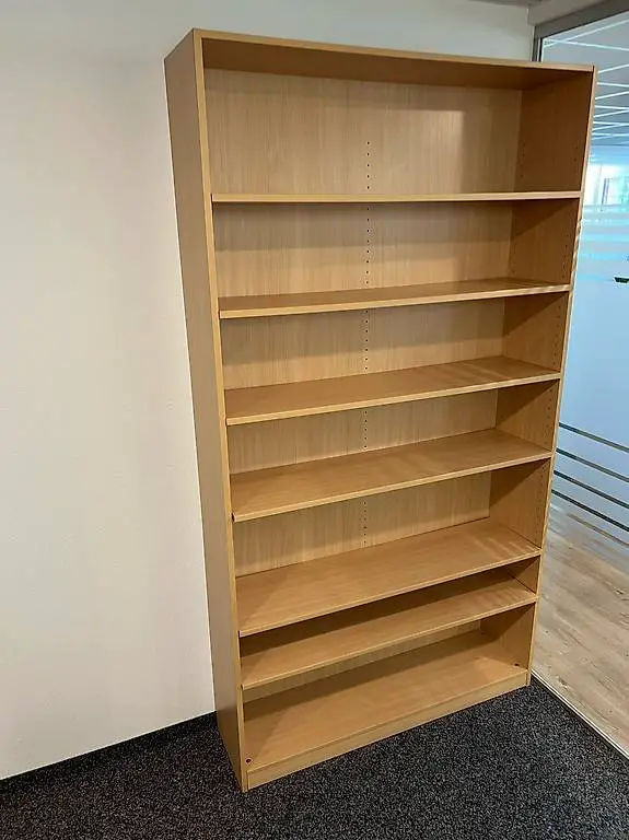 Bücherregal / Büroregal in sehr gutem Zustand