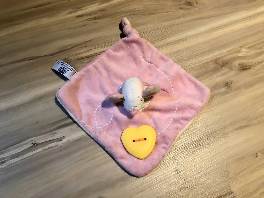 Rosa Schmusetuch mit Beiss-Herz und Plüsch-Tier