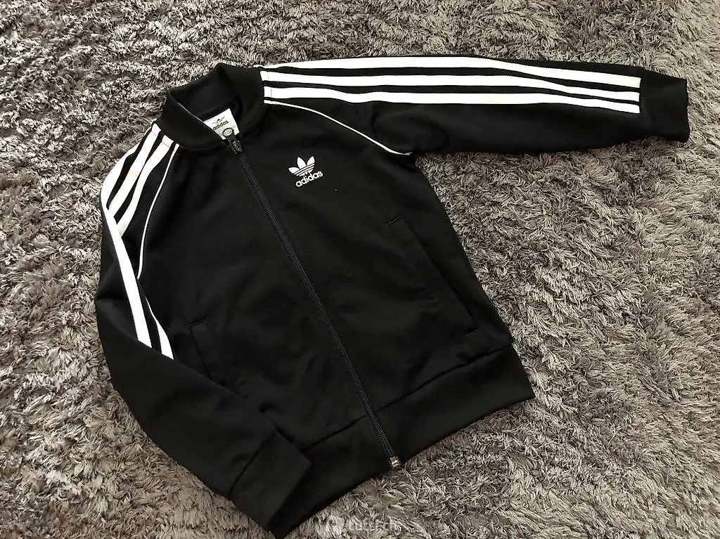 Adidas trainerjäckli gr.110