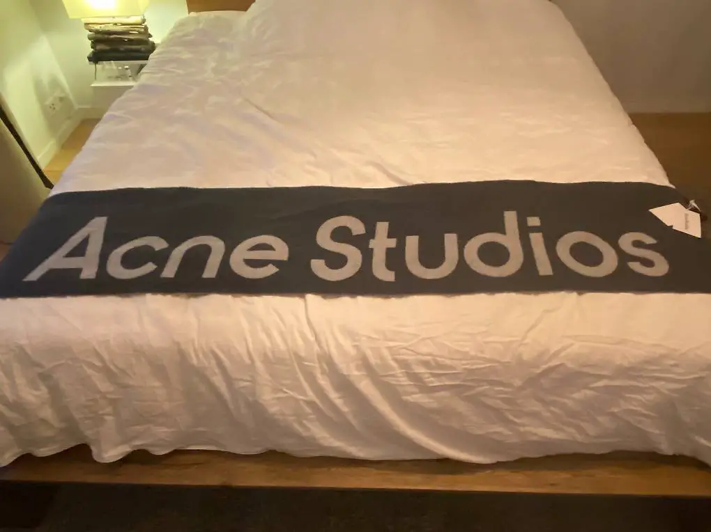 Acne Studios Logo Schal