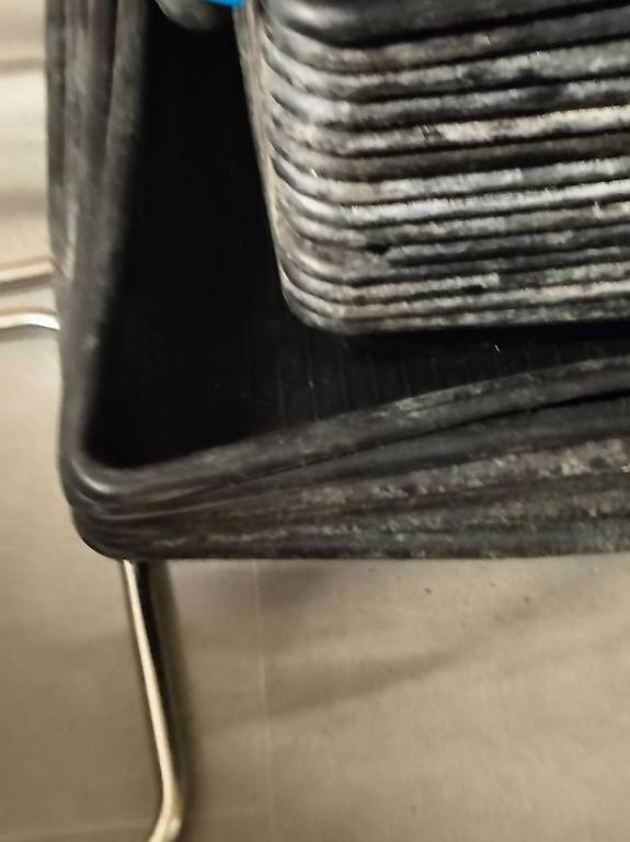 Diverse Kunststoffwannen