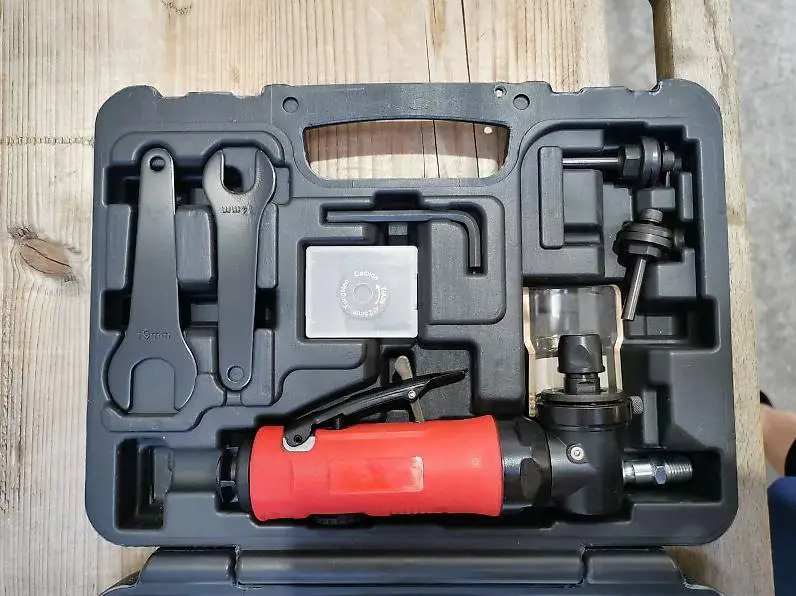 Pneumatische Fräsmaschine zum entfernen von Laserschweissung