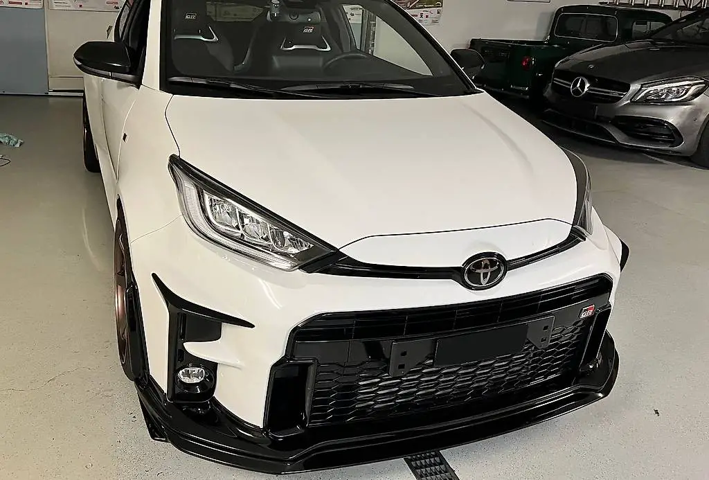 GR Yaris Spoilerset neu original Toyota TRD