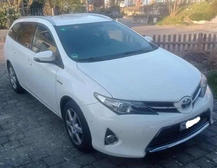TOYOTA Auris Touring Sports 1.8 HSD