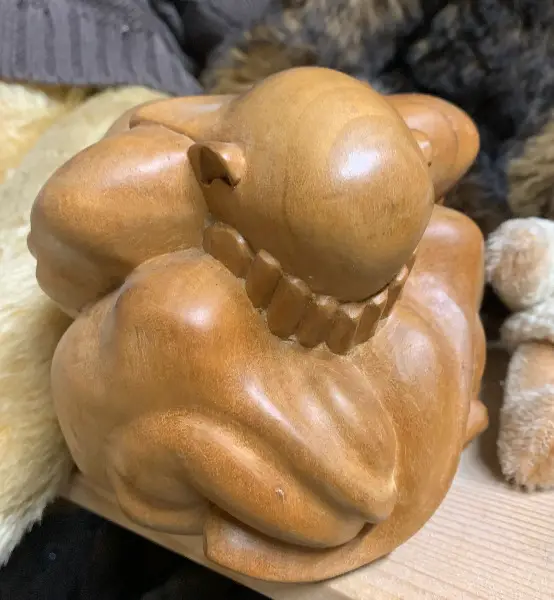 weinender Buddha Yogi aus Bali