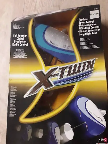 Flugzeug ferngesteuert