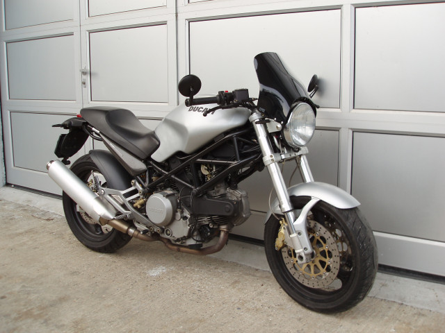 ducati 620 monster