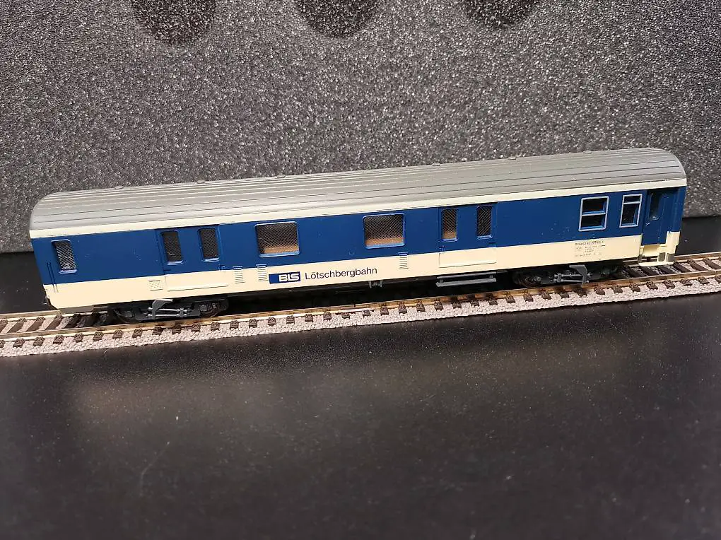 Lima 309364: BLS Gepäckwagen (ex SNCF)