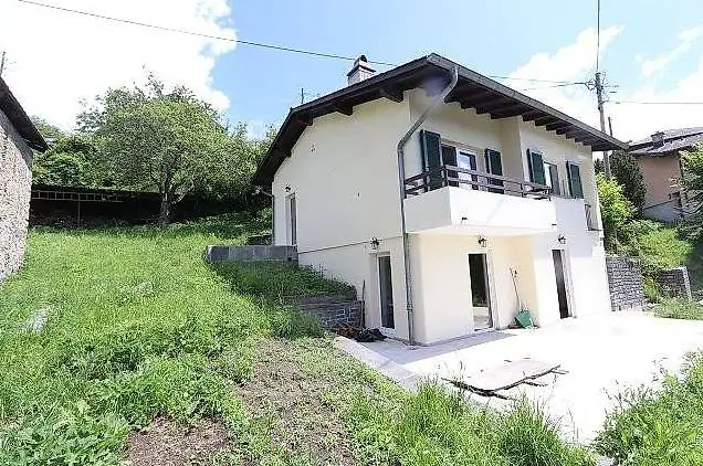 Neubau mit Rustico / casa nuova con Ru rustico