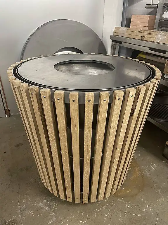 Eine 12mm Feuergrill der Extraklasse mit Eiche