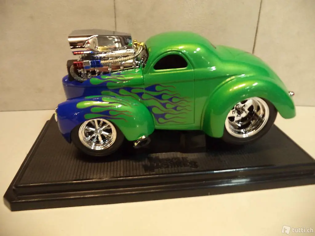 original muscle maschines 41 jeep willys coupe 1:18