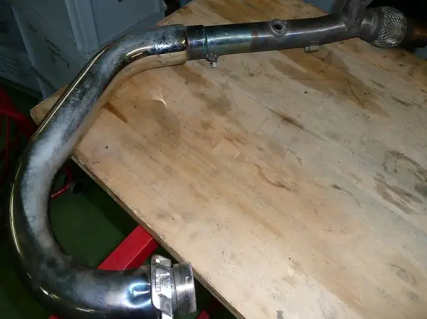  Moto Guzzi Cali. 1400 Krümmer links