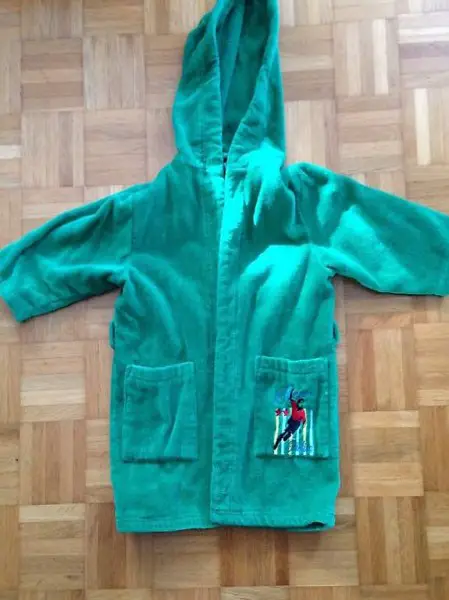 schöner Kinderbademantel