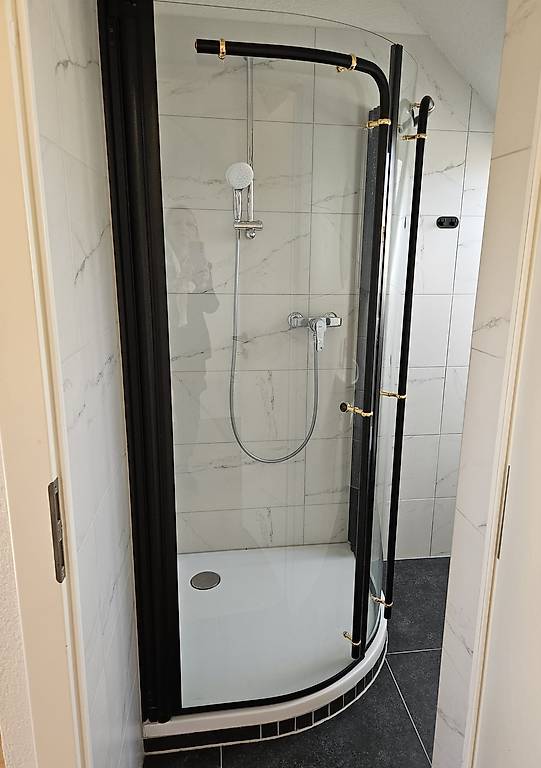 1-Zimmerwohnung mit WM/TB beim Bahnhhof Emmenbrücke