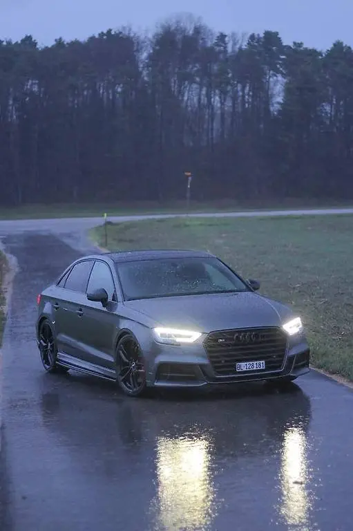 AUDI S3 Limousine 2.0 T FSI quattro S-Tronic