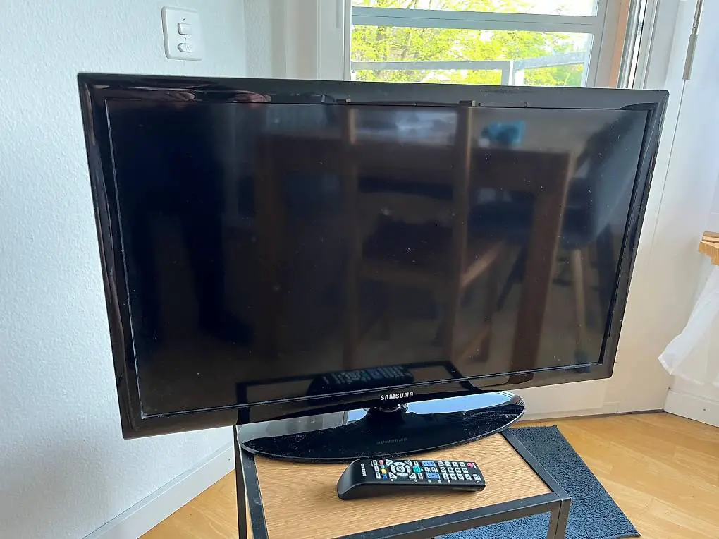 Samsung TV - 32" Zoll - gebraucht, inkl. Fernbedienung