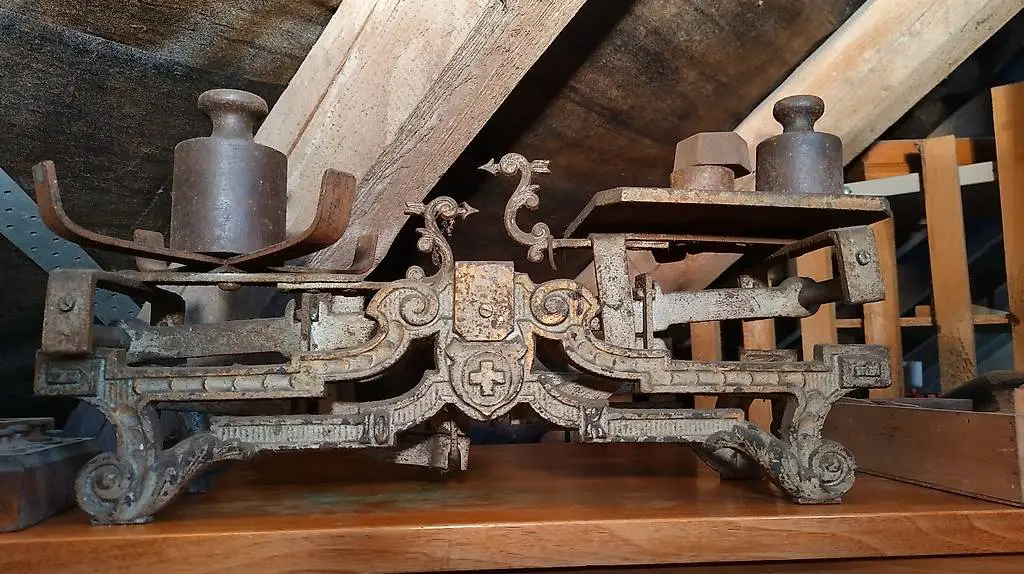Historische Waage
