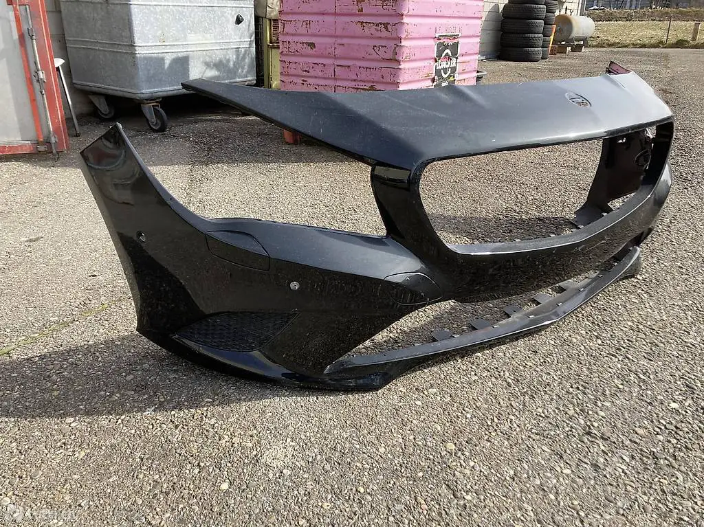 Stosstange Merc. CLA Jg.2015 schwarz 280.-0796652025