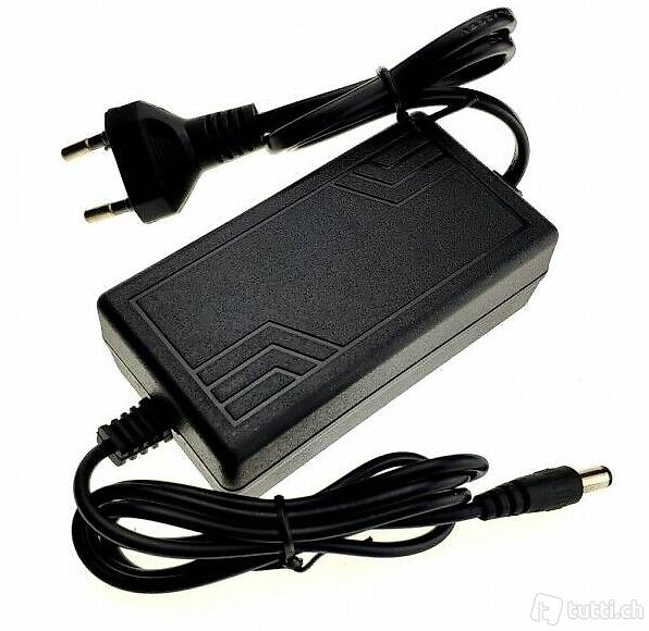  Netzteil 24V 2A Steckernetzteil universal Hohlstecker 5,5x2