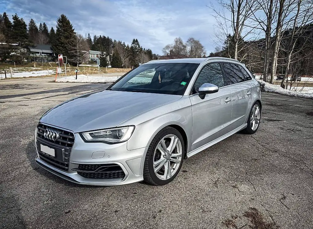 Audi S3 Sportback 2.0 T FSI quattro S-Tronic