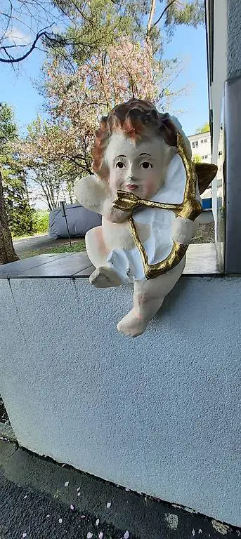 Papiermaché Engel als Dekoration