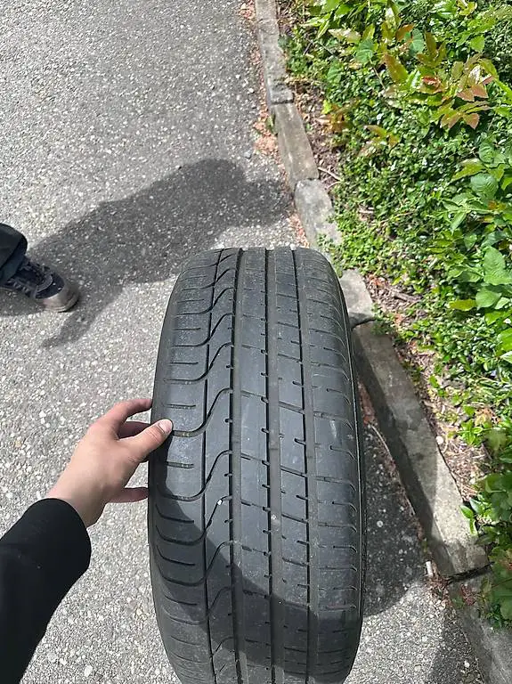 Pirelli Sommerreifen mit Felgen 19Zoll