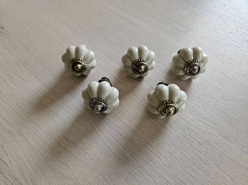 5 Griffe, Möbelgriffe Keramik