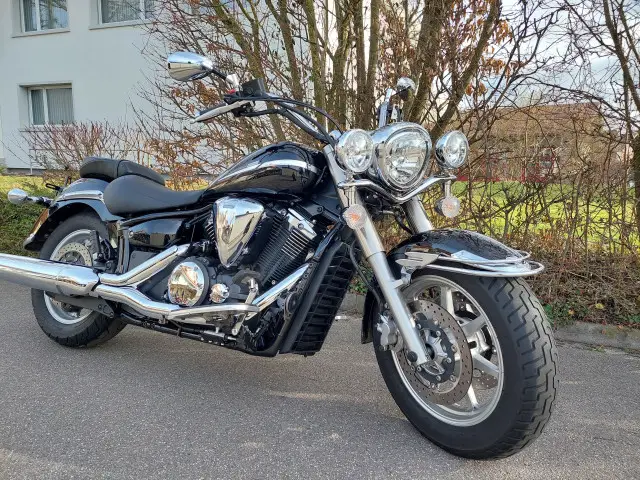 yamaha xvs 1300 a midnight star